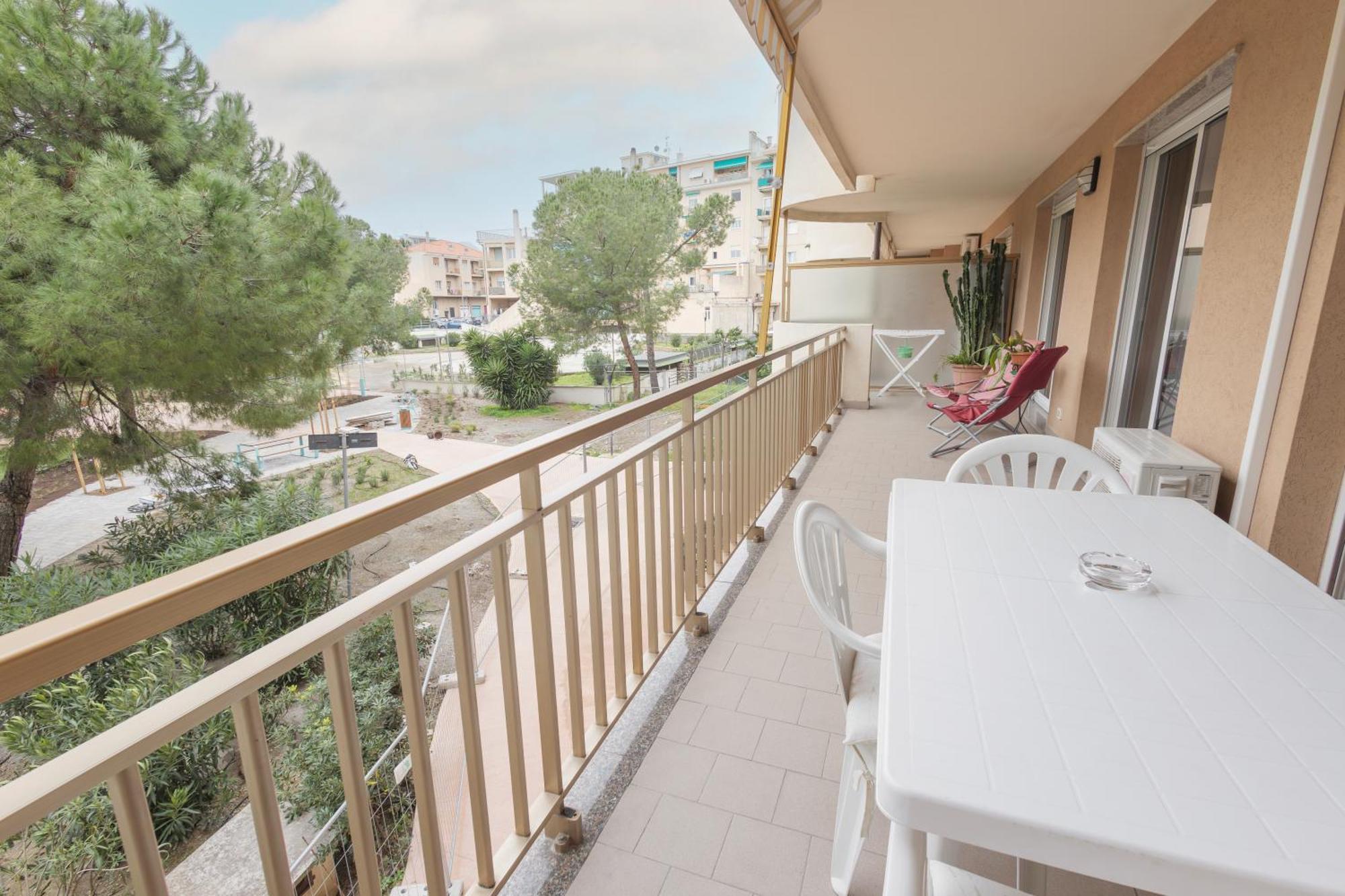 Casa Olga Apartment Vallecrosia Bagian luar foto